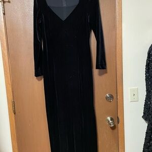 Elegant Black Velvet Dress